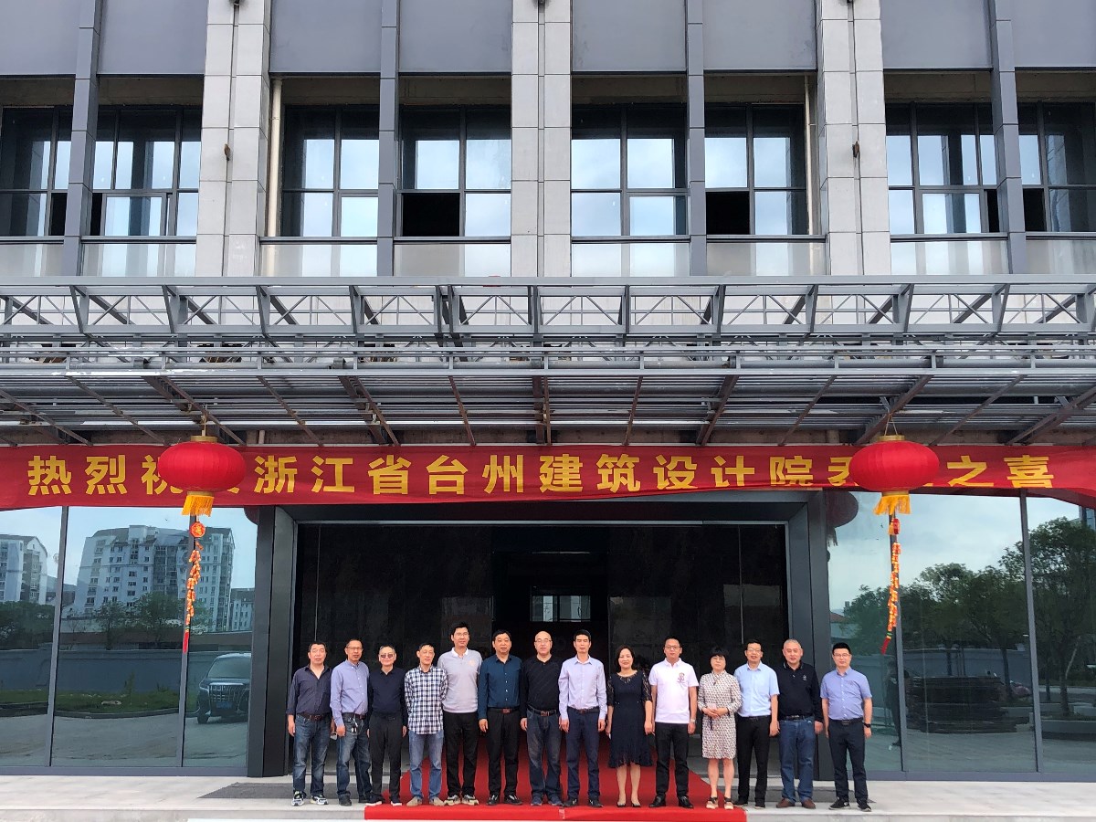 e06280a61be625ded81ee922b8da11e.jpg e06280a61be625ded81ee922b8da11e.jpg