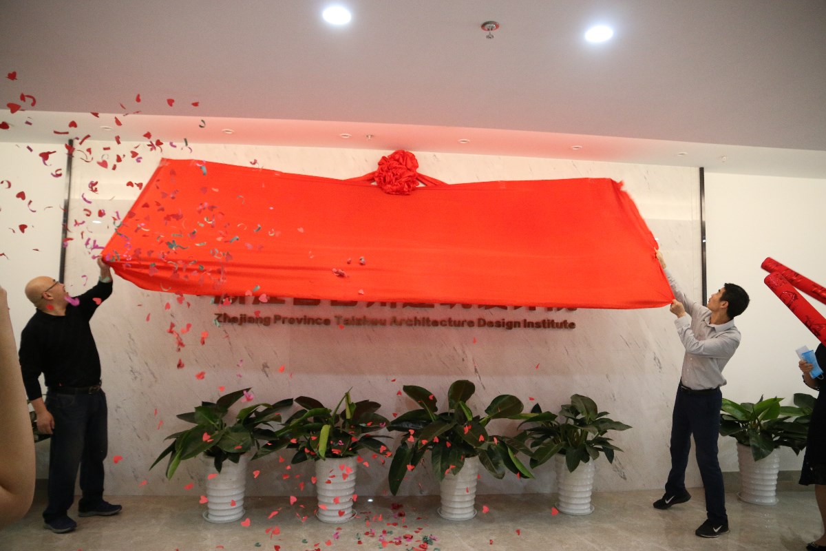 IMG_0933.JPG IMG_0933.JPG